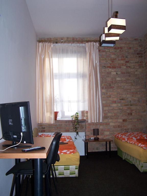 Film Hostel Poznaň Exteriér fotografie