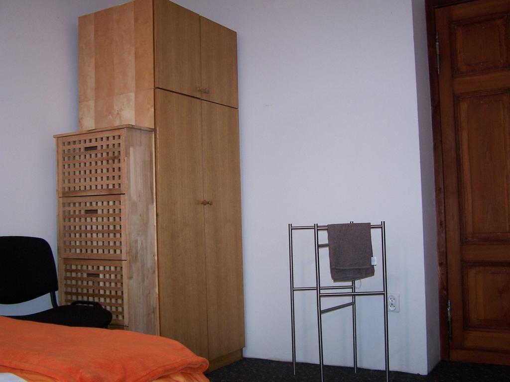 Film Hostel Poznaň Exteriér fotografie