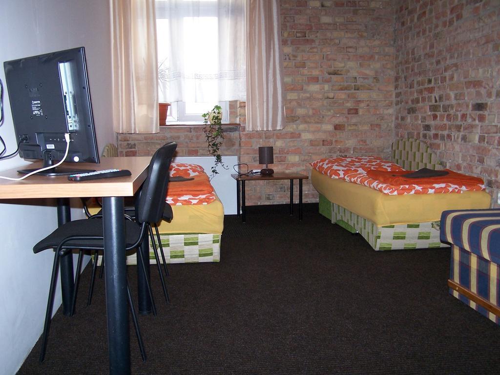 Film Hostel Poznaň Exteriér fotografie