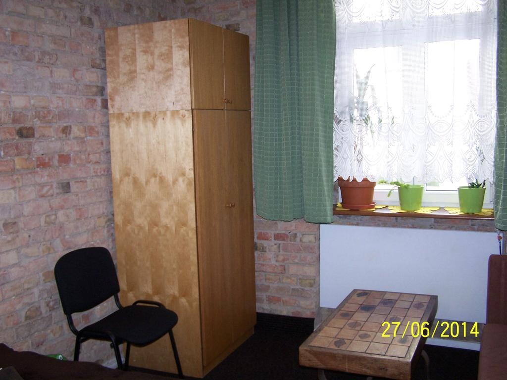 Film Hostel Poznaň Exteriér fotografie